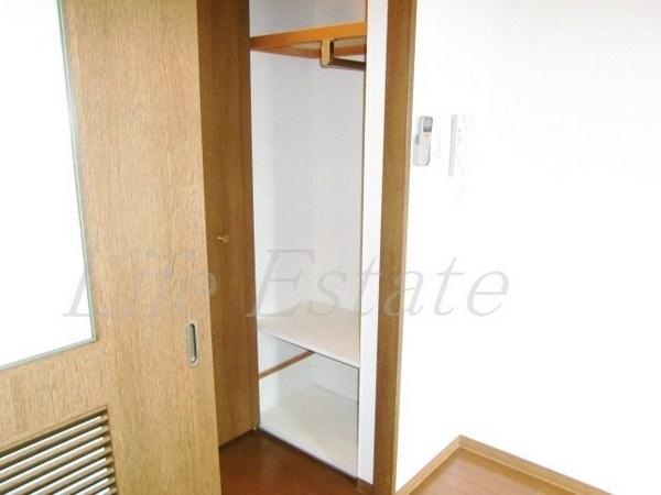 クラウンハイム夕陽丘(収納)