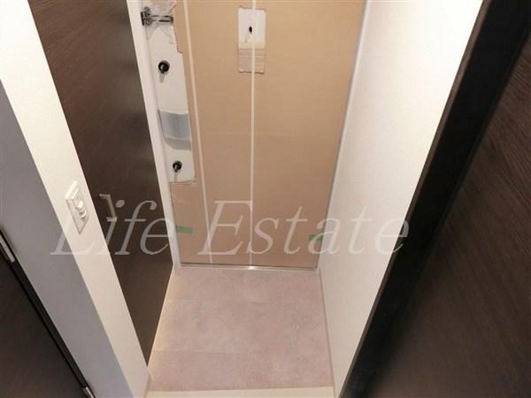 エステムコート谷町九丁目(玄関)