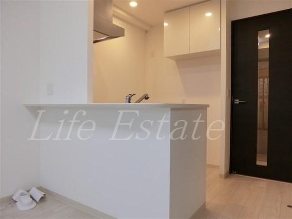 エステムコート谷町九丁目(キッチン)