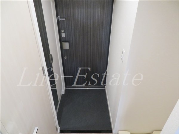 プレサンス松屋町ヴェルデス(玄関)