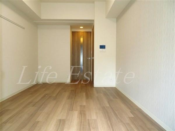 プレサンス心斎橋ソレイユ