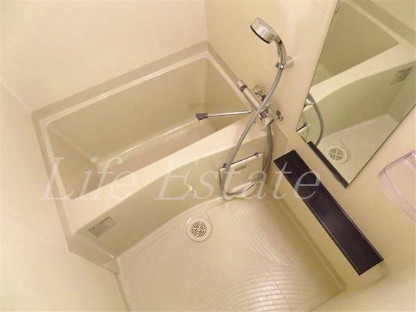 プレサンス心斎橋ソレイユ