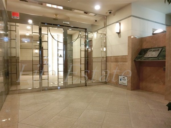 クラウンハイム北心斎橋フラワーコート