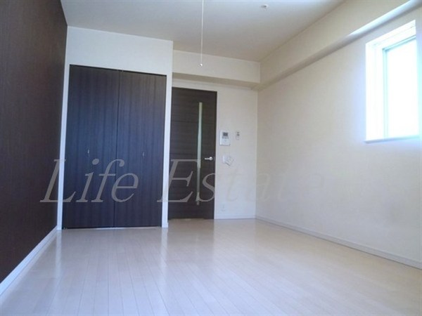 クラウンハイム北心斎橋フラワーコート