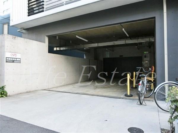 アーバネックス淀屋橋(駐車場)