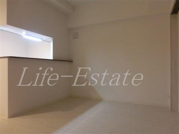 フォーリアライズ本町レクス(リビング)