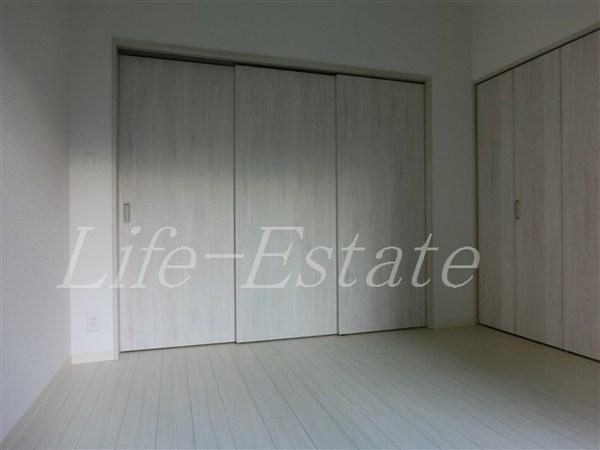 フォーリアライズ本町レクス(寝室)