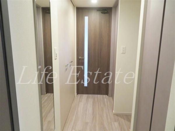 Dimus(ディームス)北浜(玄関)