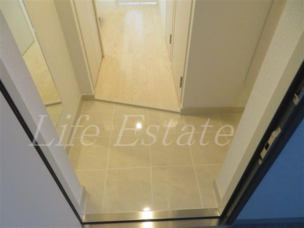 アドバンス大阪城ベレッツァ(玄関)