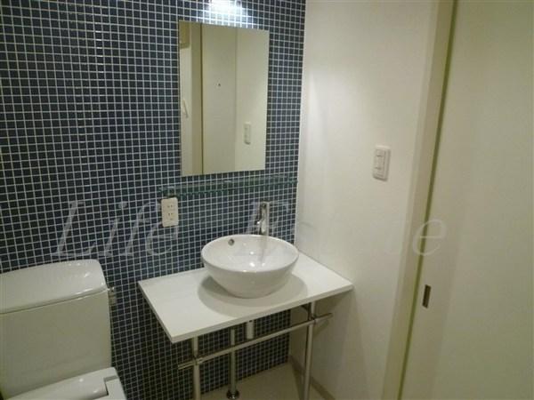 ルクレ堺筋本町レジデンス(洗面台・洗面所)