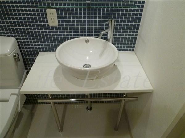 ルクレ堺筋本町レジデンス(洗面台・洗面所)