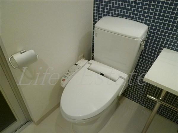 ルクレ堺筋本町レジデンス(トイレ)