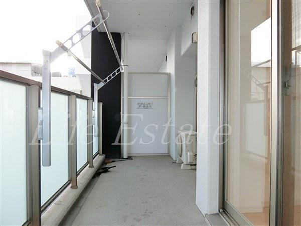 エステムエグゼ心斎橋(バルコニー)