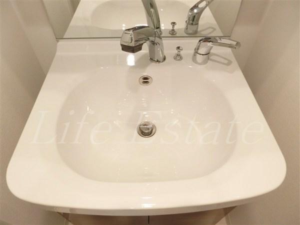 エスリード心斎橋LUXUE