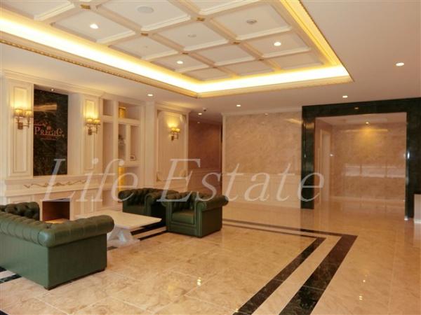 Vinoプレジオ本町