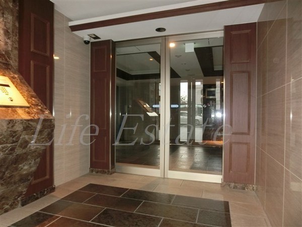 プレサンス松屋町駅前