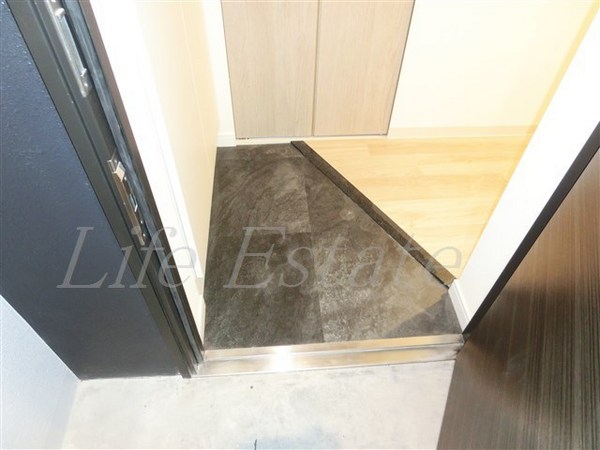 プレサンス松屋町駅前