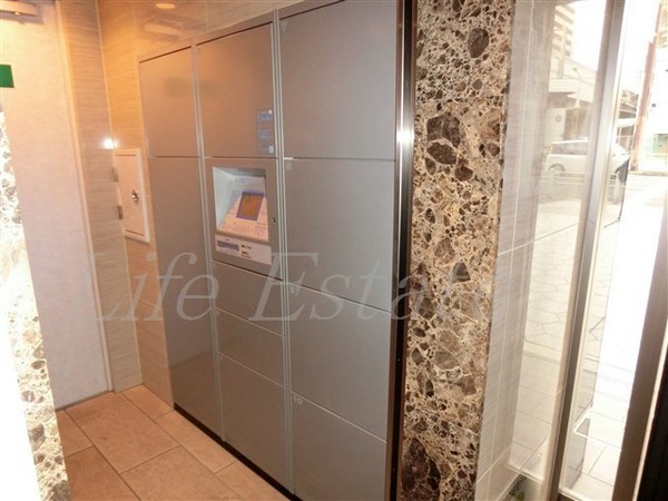 プレサンス松屋町駅前