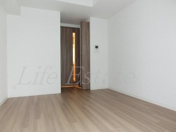 プレサンスタワー北浜