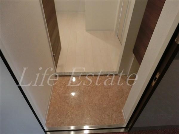 大阪市中央区北久宝寺町１丁目のマンション