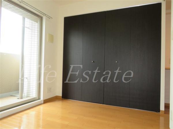 大阪市中央区備後町１丁目のマンション