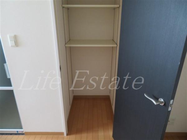 大阪市中央区備後町１丁目のマンション