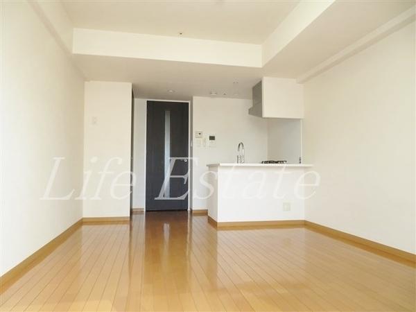 大阪市中央区備後町１丁目のマンション