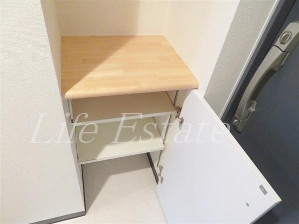 大阪市中央区備後町１丁目のマンション