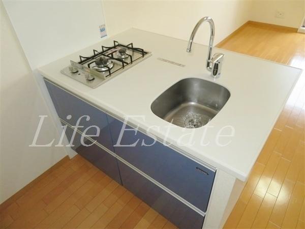 大阪市中央区備後町１丁目のマンション