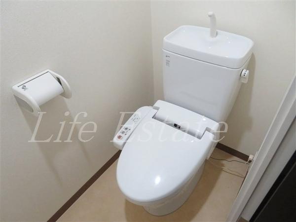 大阪市中央区備後町１丁目のマンション