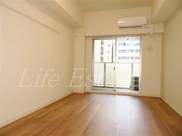 プレサンス心斎橋ソレイユ