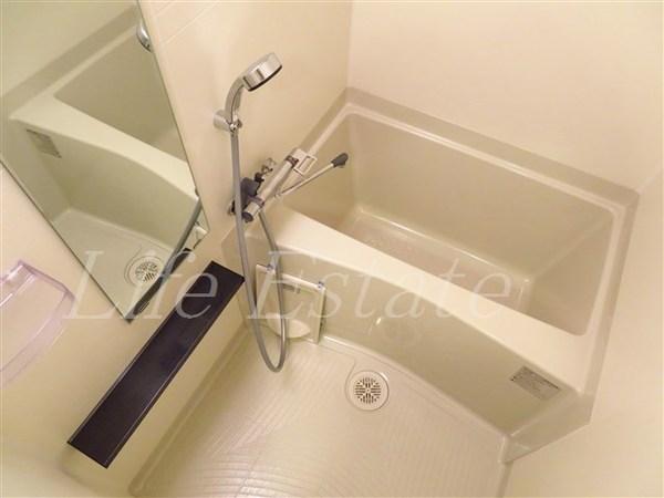 プレサンス心斎橋ソレイユ