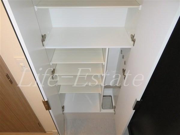 プレサンス谷町九丁目駅前