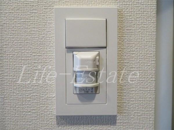 プレサンス谷町九丁目駅前