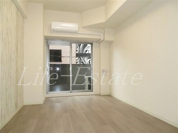 プレサンス谷町九丁目駅前