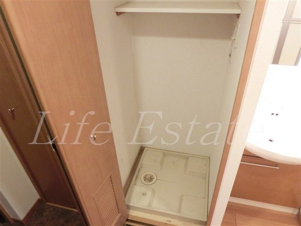 プレサンス東本町