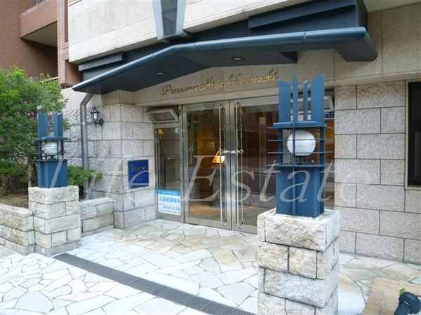 プレサンス東本町