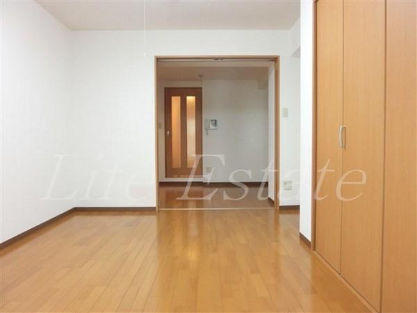 Huge1（ヒュージ1）