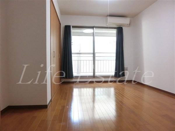 Huge1（ヒュージ1）