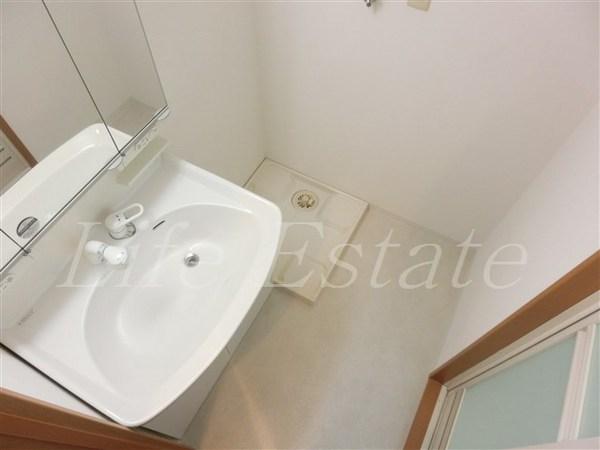 Huge1（ヒュージ1）