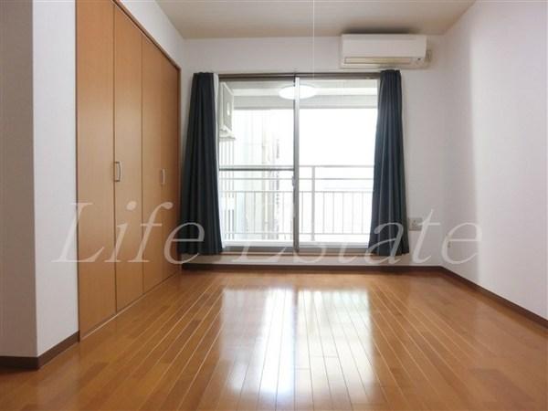 Huge1（ヒュージ1）