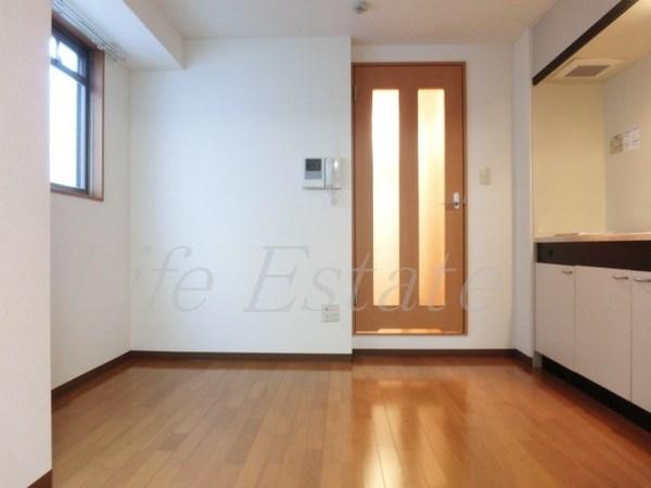 Huge1（ヒュージ1）