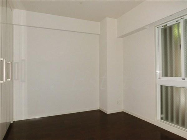 大阪市中央区東高麗橋のマンション