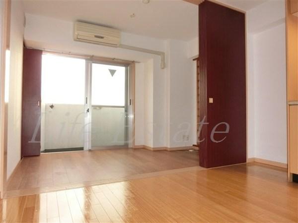 アリス・マナーガーデン四天王寺