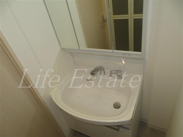 コンフォリア・リヴ谷町九丁目ソルテラス