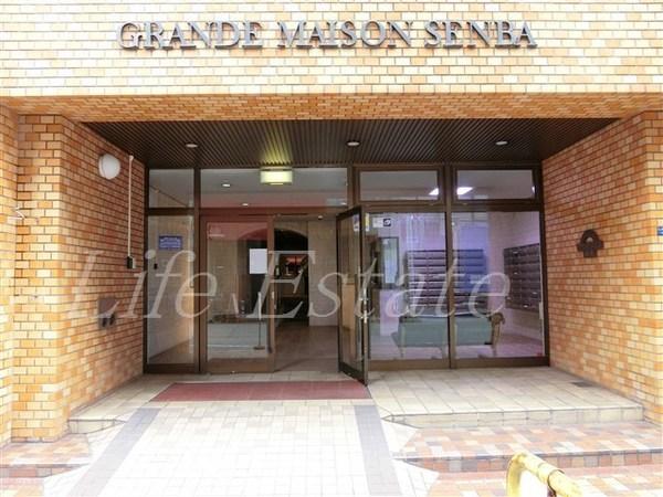 大阪市中央区安土町１丁目のマンション