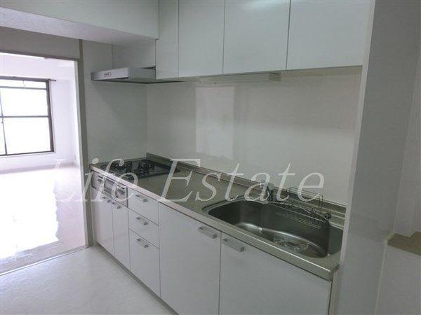 大阪市中央区安土町１丁目のマンション