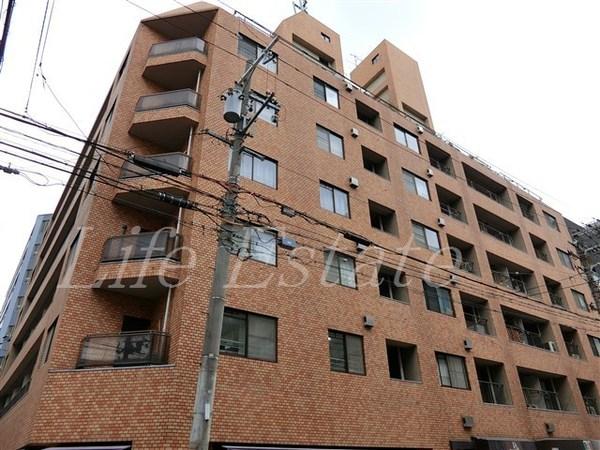 大阪市中央区安土町1丁目のマンション