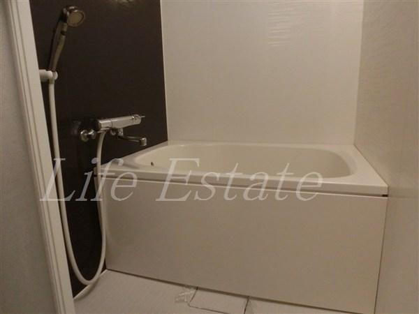 大阪市中央区安土町１丁目のマンション