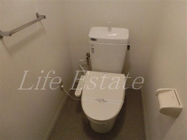 大阪市中央区安土町１丁目のマンション